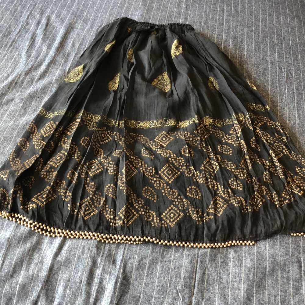 ‼️Bundle of 3 for 20‼️ Black block print skirt